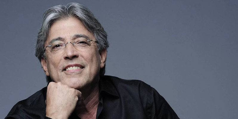 Projeto Conexão Cultural tem show de Ivan Lins em Guarujá