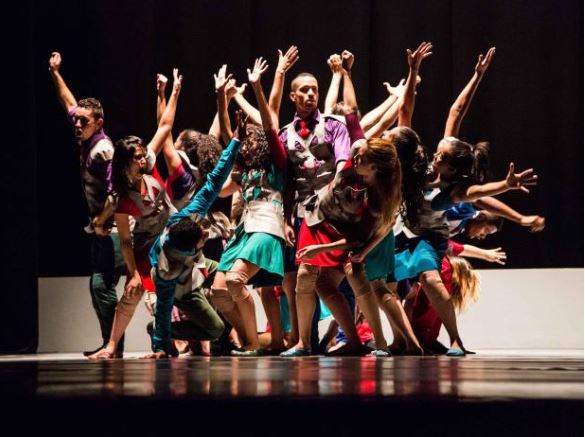 Todos os cursos do Projeto Núcleo Luz são voltados preferencialmente a jovens de baixa renda