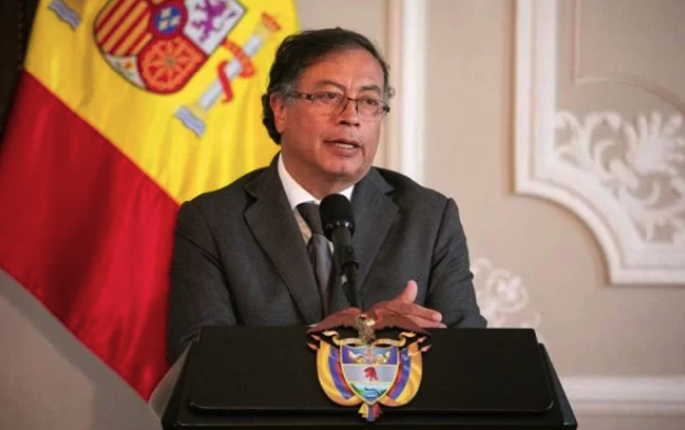 O presidente da Colômbia, Gustavo Petro, comemorou a notícia e disse se tratar de "uma alegria para todo o país"