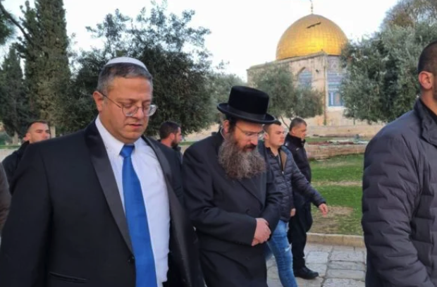 A visita do chanceler de Israel a mesquista Al-Aqsa, onde somente muçulmanos têm entrada livre, gerou críticas da comunidade internacional; na foto, o ministro da Segurança Interna de Israel, Itamar Ben-Gvir