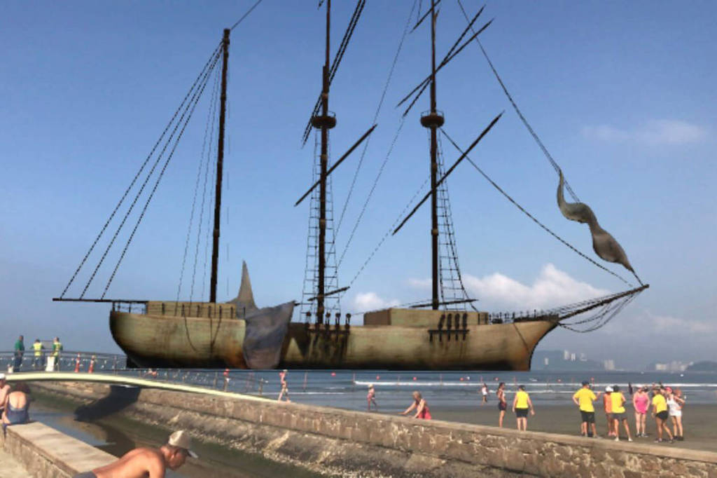 Em Santos, no litoral paulista, a realidade aumentada fez "emergir" o antigo veleiro inglês Kestrel