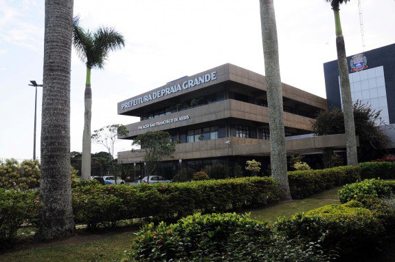 Os  candidatos deverão comparecer até o dia 31/03/2023 na Divisão de Estágios