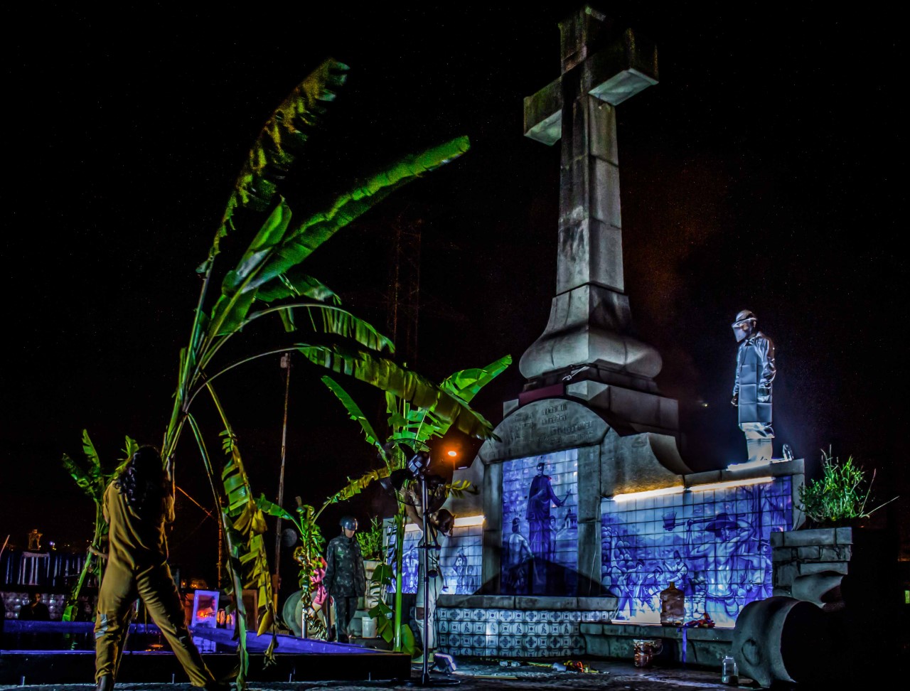 Espetáculo 'Vila Parisi', do Coletivo 302, de Cubatão