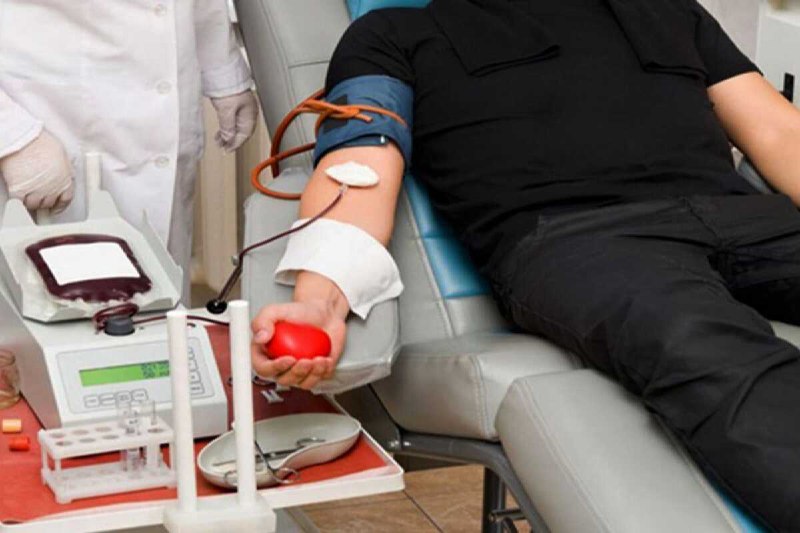 Os sangues O- e B- estão em estado de emergência (suficiente para menos de um dia), enquanto os tipos O+ e AB- estão em alerta.