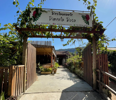 Restaurante Pimenta Rosa fica em Barra do Sahy