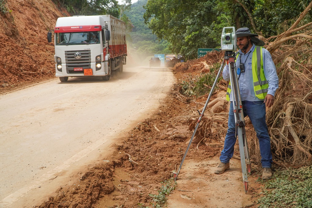 Rodovia Rio-Santos, em São Sebastião