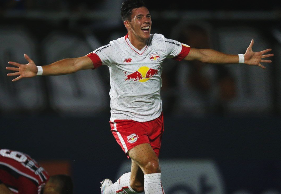 Os gols do Red Bull Bragantino foram marcados por Praxedes e por Thiago Borbas, aos 39 e aos 42 do segundo tempo, respectivamente