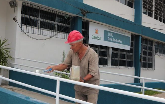 Trabalhos no exterior do complexo estão na etapa final