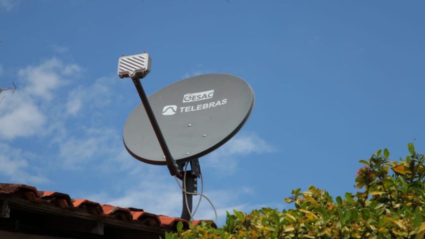 Serão 10 antenas portáteis para auxílio de comunicação via satélite