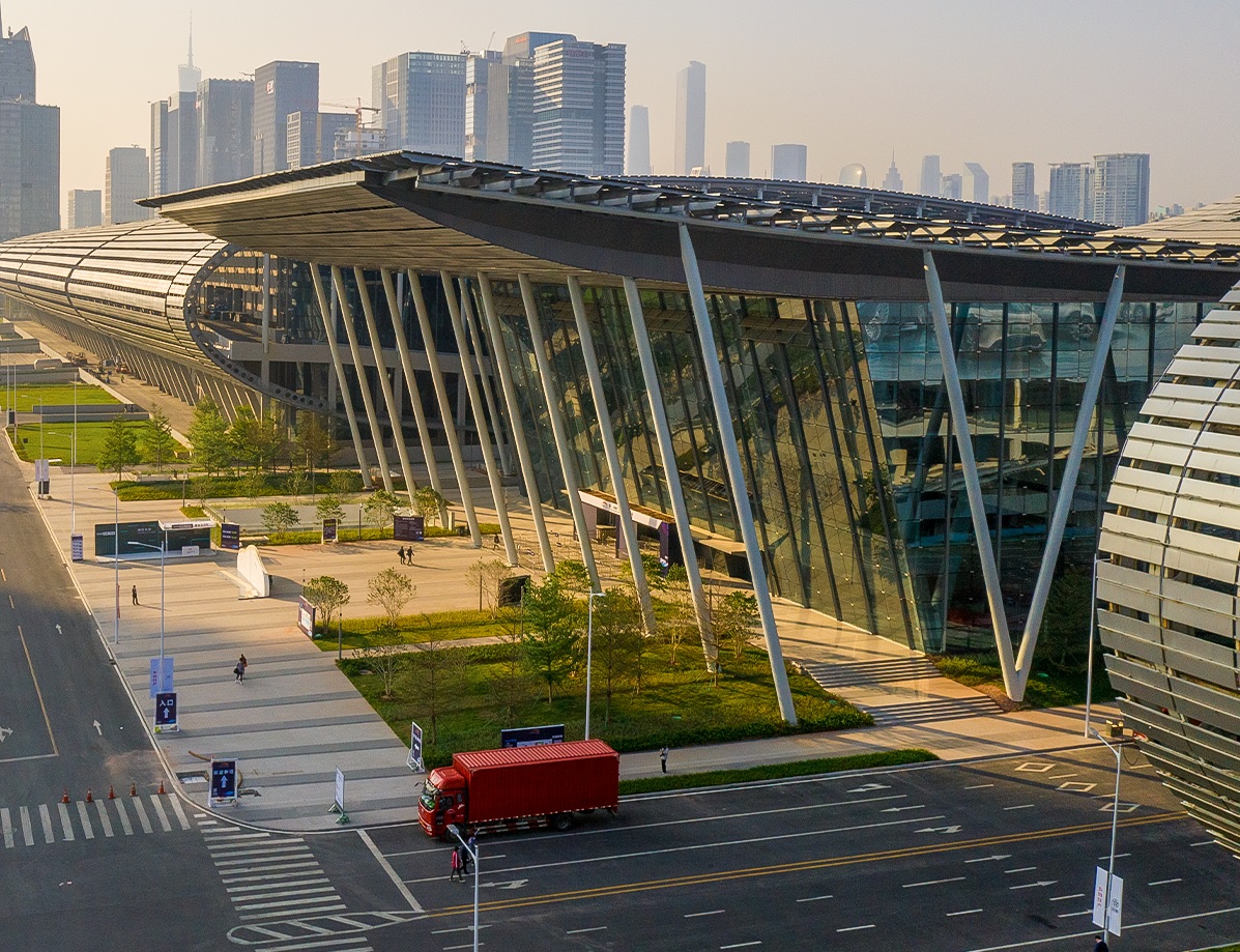 Fila no Consulado da China: empresários tentam conseguir o visto chinês para uma das maiores feiras multissetoriais do mundo que acontece em abril