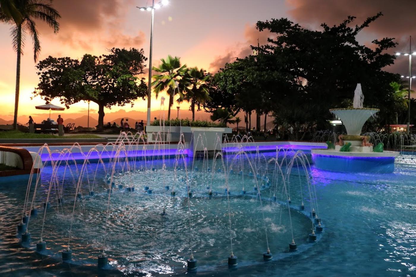 Banda Naipe será a atração deste domingo (5), às 19h, no 'Baile na Praia', na Fonte do Sapo