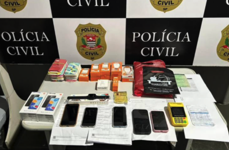 O homem foi conduzido até a Delegacia onde foi preso em flagrante