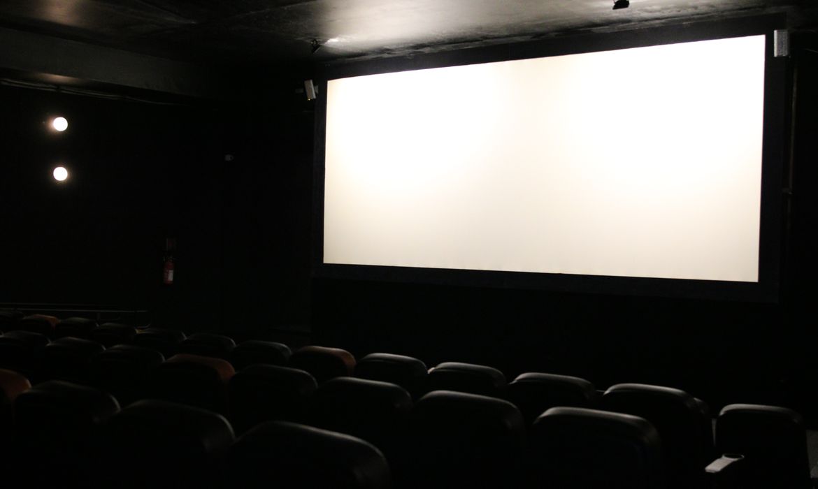 No Cinemark, os bilhetes mais baratos podem ser comprados em todas as sessões nas salas tradicionais 2D e 3D.