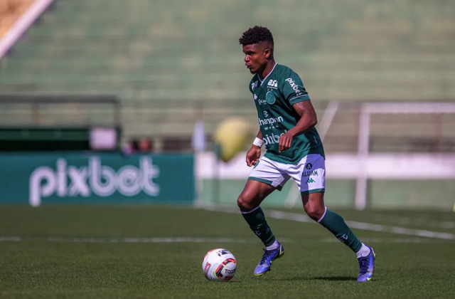 O clube está mirando Jamerson, lateral-esquerdo do Guarani