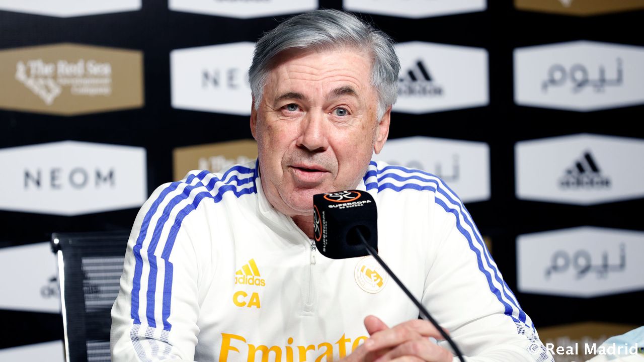 Carlo Ancelotti, técnico multicampeão e atualmente no Real Madrid