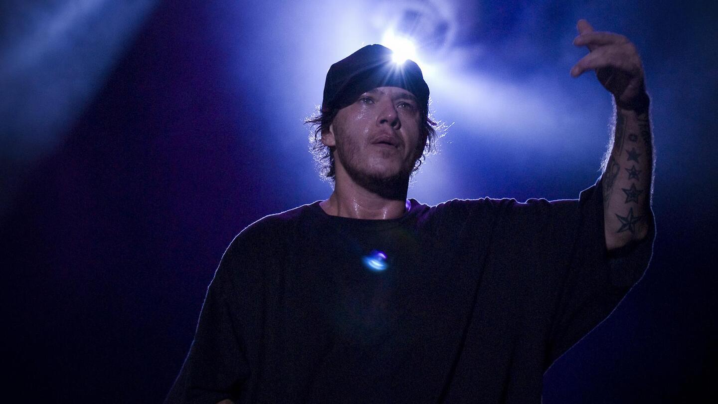 Vocalista do Charlie Brow Jr tinha um jeito único de compor e um estilo próprio