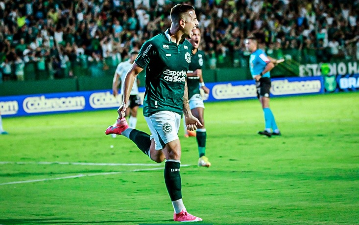Goiás venceu o Corinthians por 3 a 1 em partida válida pelo Brasileirão