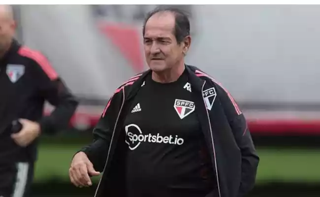 O coordenador de futebol do São Paulo, Muricy Ramalho, ídolo do São Paulo como jogador e treinador