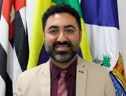 Rutinaldo da Silva Bastos é advogado militante e professor universitário de Direito