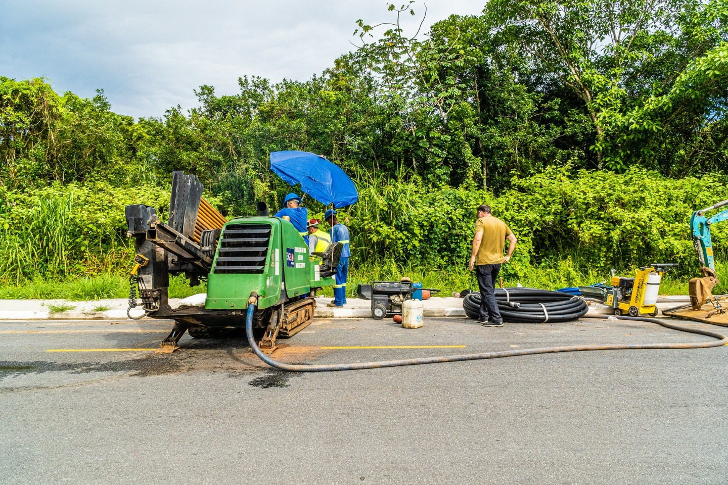 O trecho contemplado tem uma extensão de quase 3km, entre o trevo do Jardim Raphael, no Km 218 até o trevo do Indaiá, Km 215