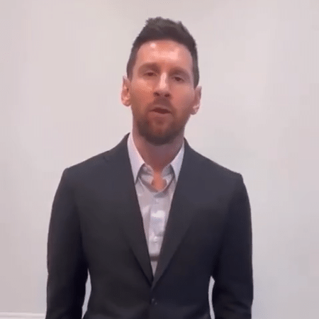 Lionel Messi postou um vídeo de desculpas para o PSG após viagem não autorizada