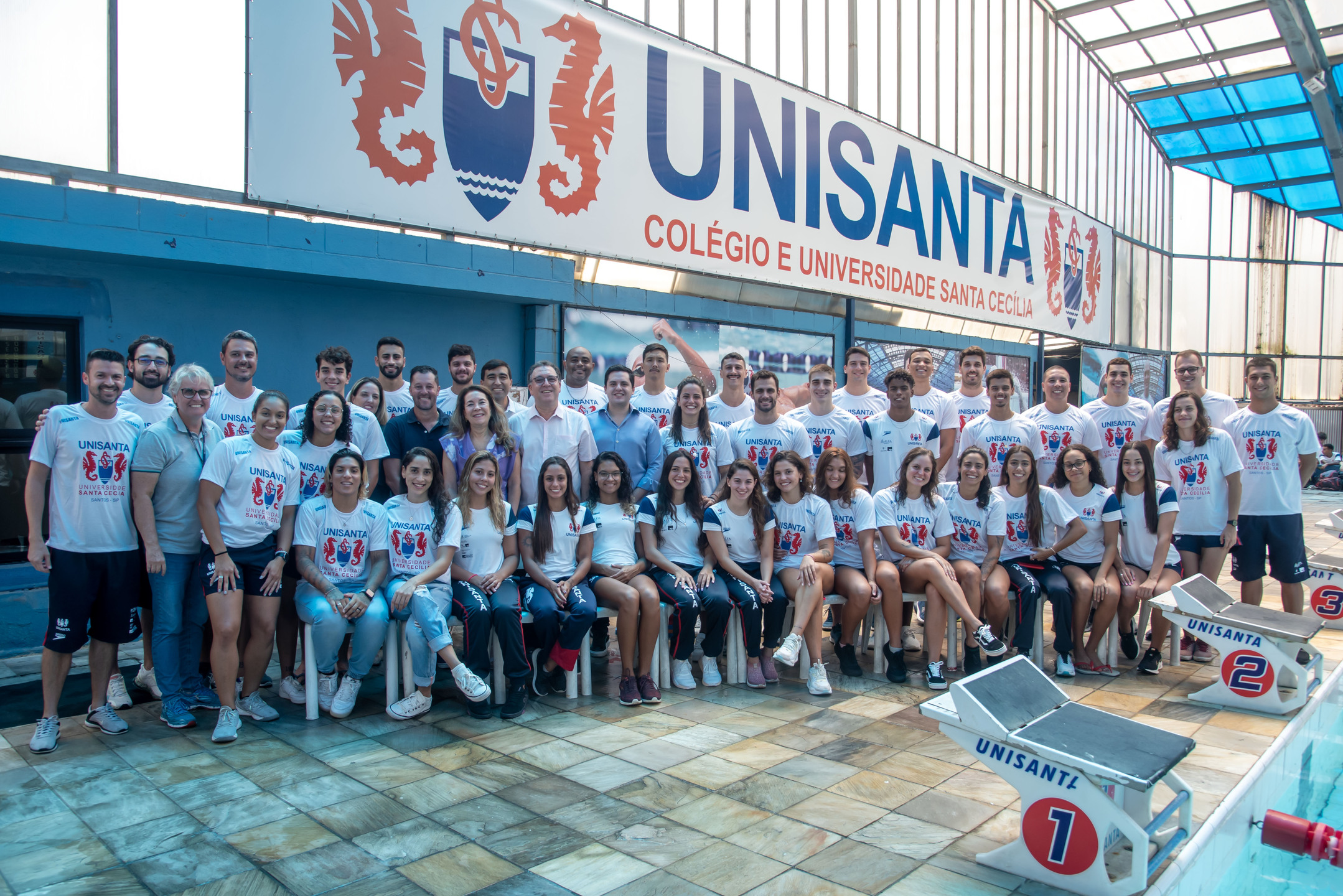 A delegação da Unisanta contará com 28 nadadores, entre 15 no feminino e 13 no masculino
