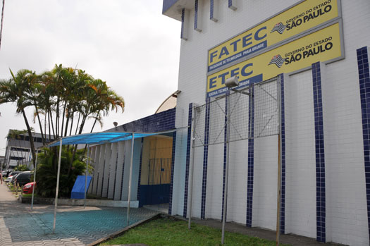 Os interessados têm até 2 de junho para realizar o cadastro e concorrer a uma das 400 vagas