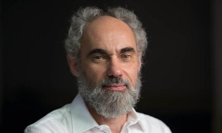 O 'Papo com o Escritor' acontecerá em uma sala do zoom