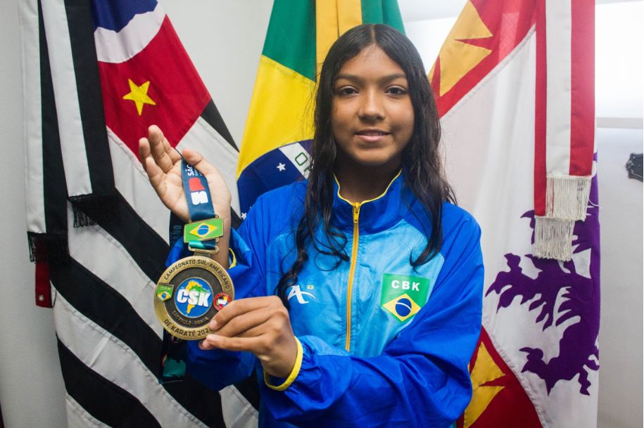 Thalita Rodrigues de Souza, de 15 anos, foi convocada para representar a Seleção Brasileira no Pan-Americano 2023 da modalidade, disputado em agosto, no Chile
