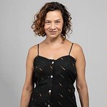 A responsável pela oficina é Vanise Carneiro, atriz, diretora, educadora, preparadora de elenco e pesquisadora em cinema