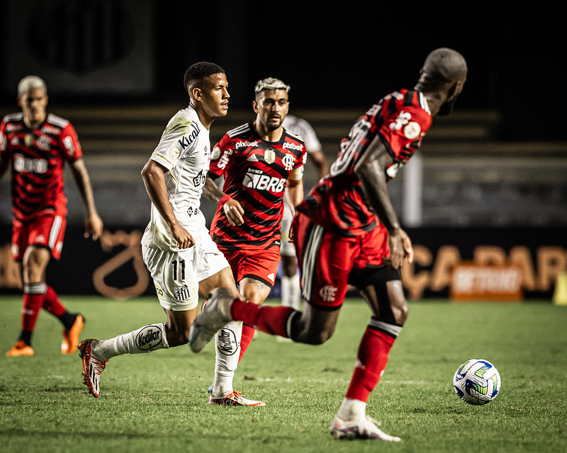 Flamengo domina o Santos novamente na Vila Belmiro