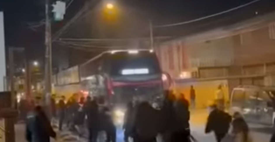 O clube também fez questão de deixar claro que toda delegação está bem e que os jogadores estão focados para o confronto desta quarta-feira (21).