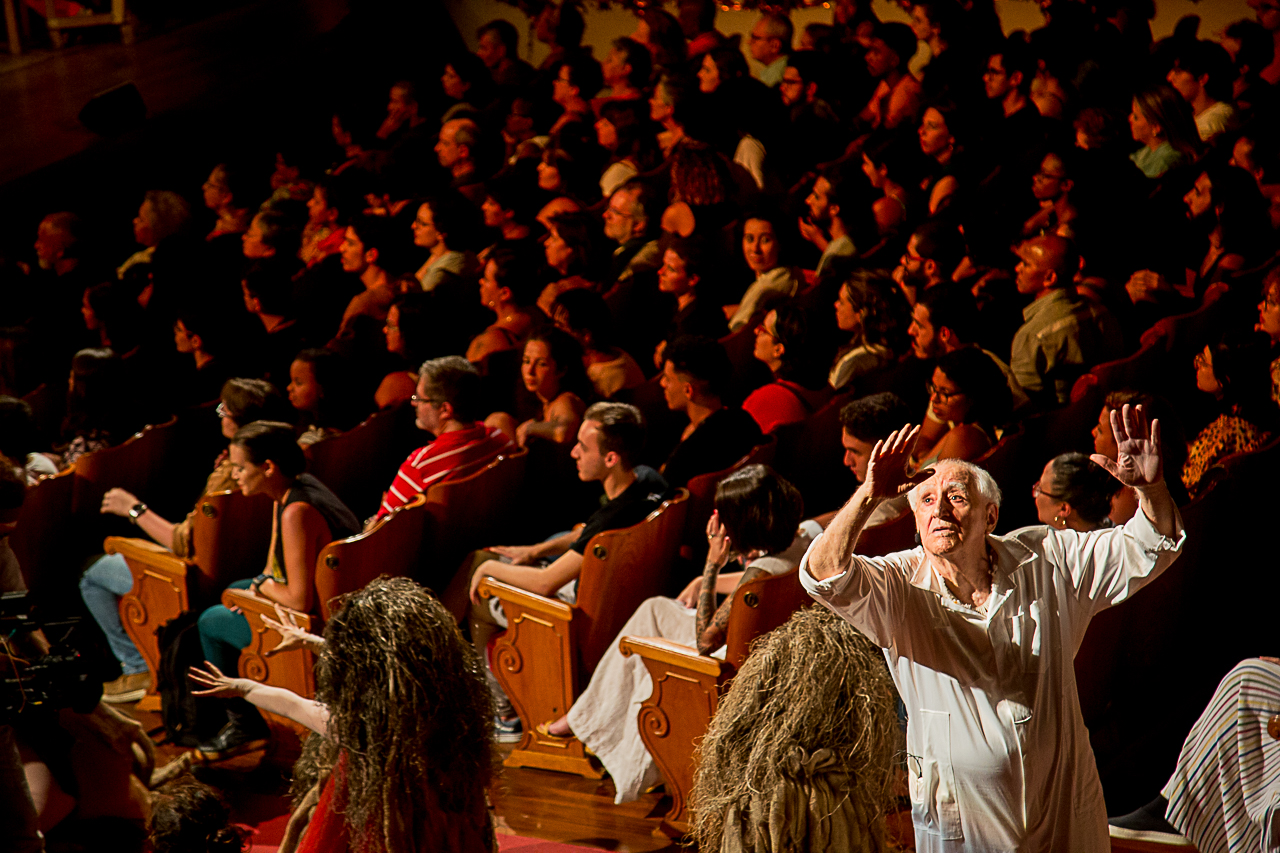 Com o tema 'Eu não ando só', a 27ª edição do Fescete - Festival de Cenas Teatrais celebra os coletivos