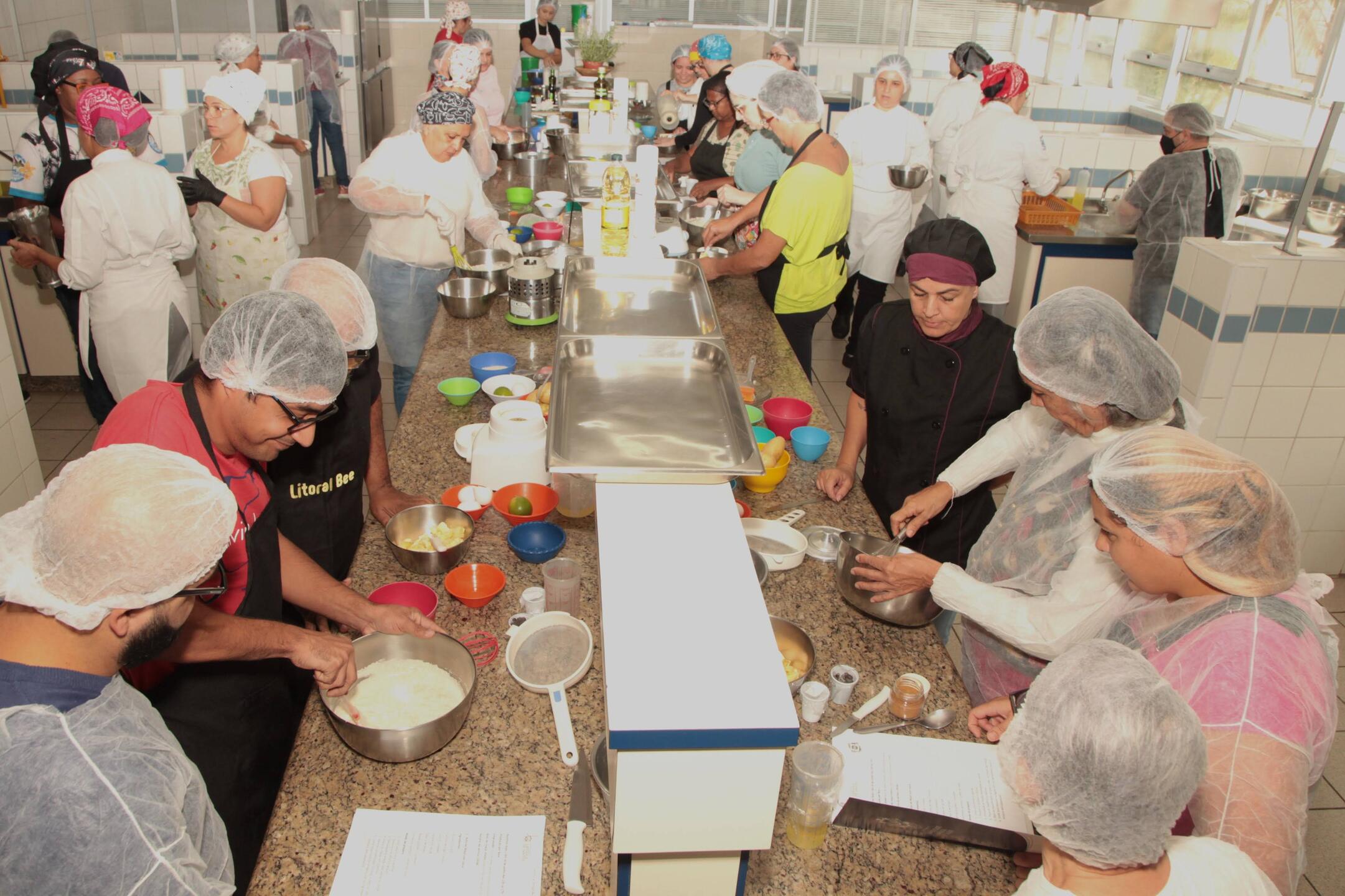 O objetivo é capacitá-los em gestão de negócios até novembro