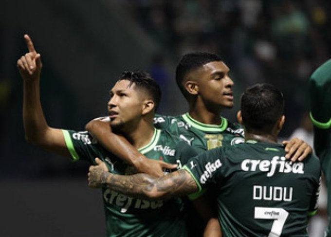 O Palmeiras tem o clássico contra o São Paulo pela frente