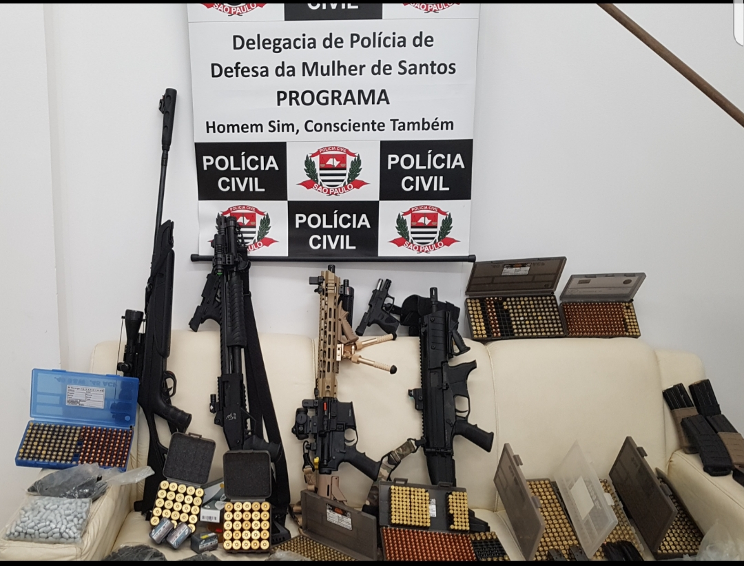 Armas apreendidas em apartamento