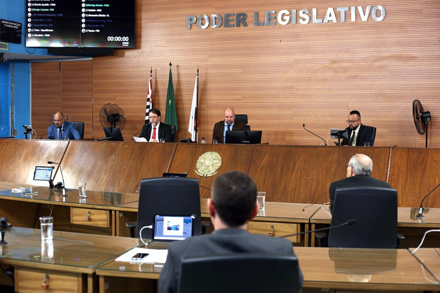 O vereador Anderson De Lana (PSDB) solicitou, durante sessão plenária, a criação de uma CEV