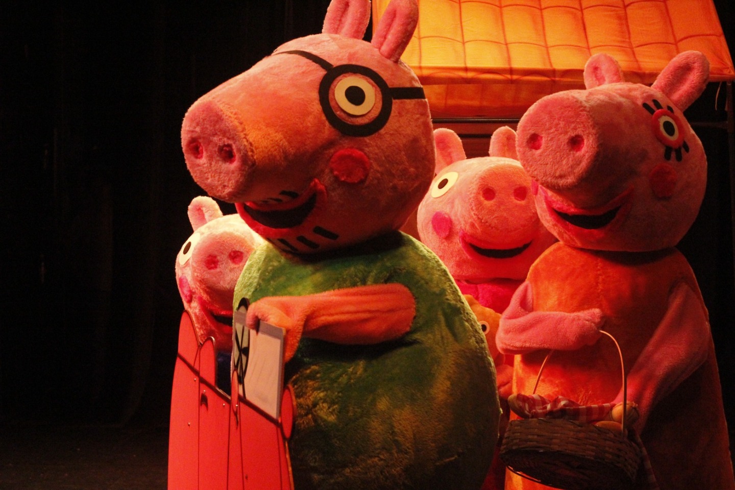 Os ingressos custam entre R$ 40,00 e R$ 80,00 e podem ser adquiridos pelo site da Bilheteria Express