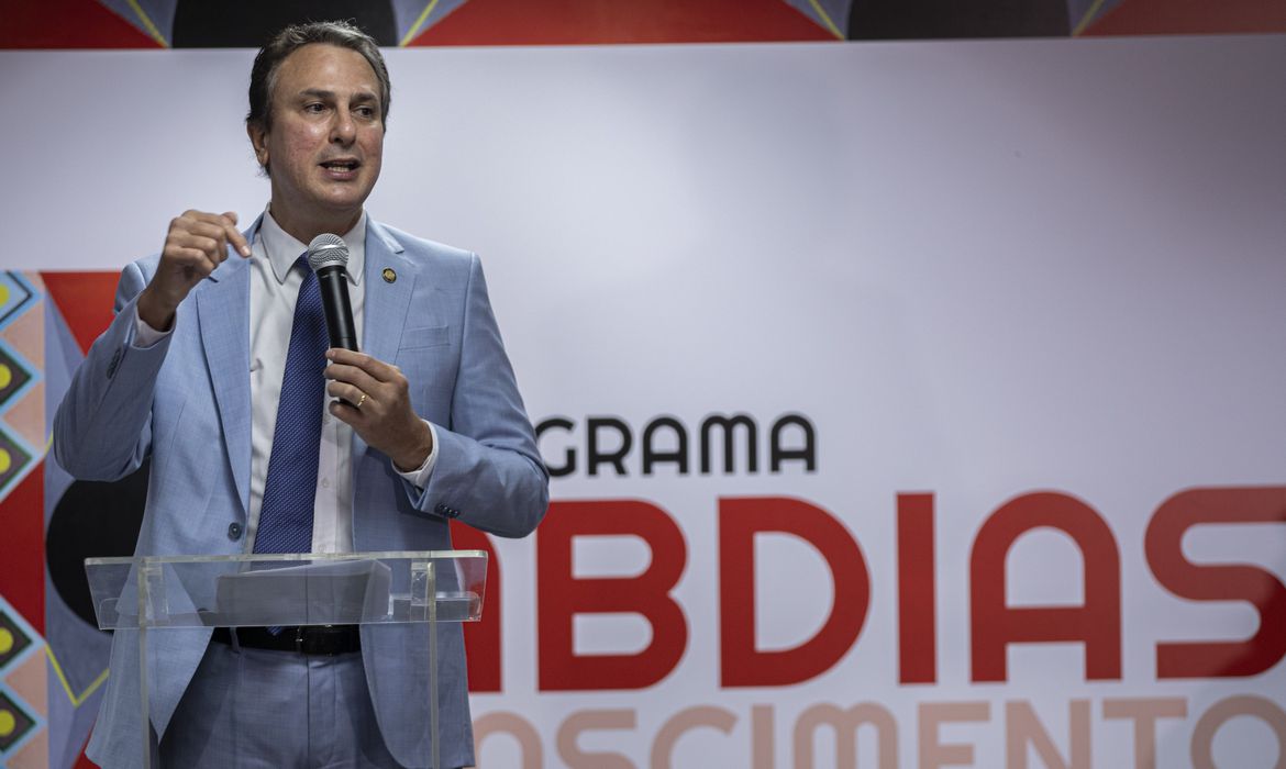 Os projetos precisam ter a chancela de ao menos uma instituição de ensino brasileira e de outra do exterior