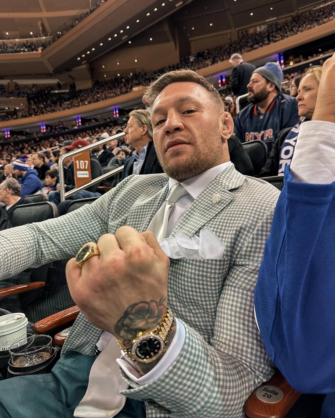 O relato do site foi feito com base na denúncia apresentada pelo advogado Ariel Mitchell