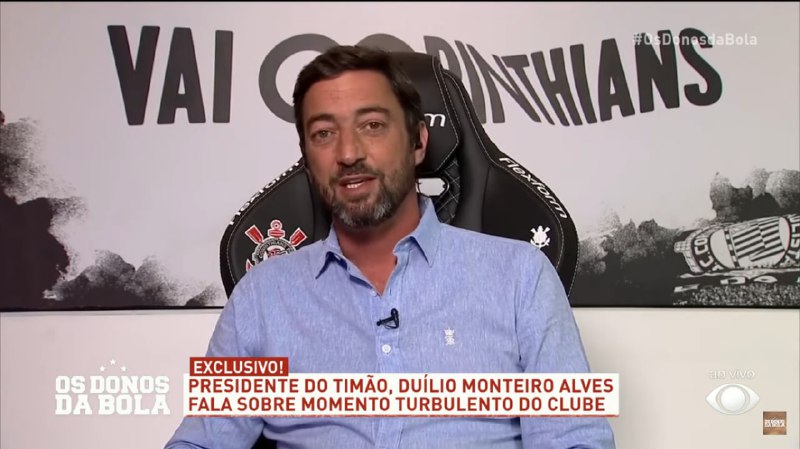 Duílio falou sobre a pressão de ocupar esse cargo e que a torcida passa do ponto quando o chama de corrupto e canalha