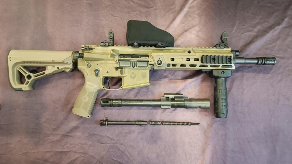 m março deste ano, já tinha sido entregue à Polícia Judiciária do Estado 5 mil pistolas Glock 9mm com R$ 9,4 milhões empenhados