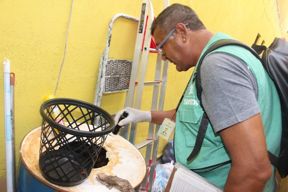 Considerando os mutirões realizados em 2023, foram eliminados 2.043 focos com larvas de mosquitos