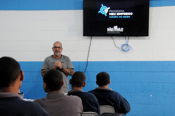 O objetivo da iniciativa na Fundação é auxiliar na reintegração dos adolescentes à sociedade