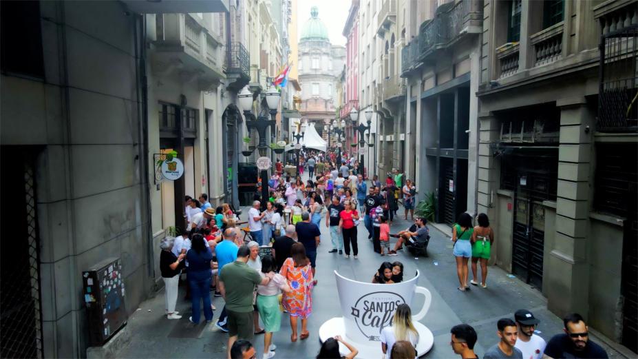 Público comparece em grande número na oitava ediçao do evento