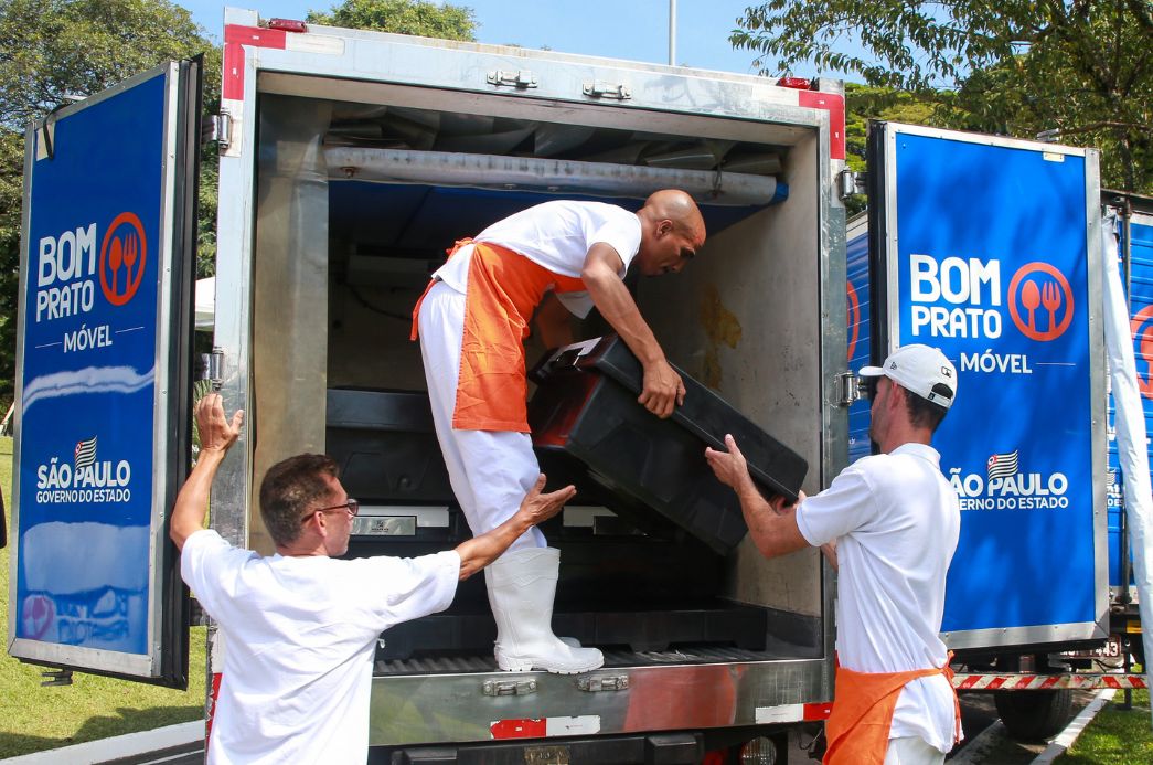 O Bom Prato em sua unidade fixa continua atendendo o município na Rua Cidade de Pinhal, s/n&ordm;, no Centro