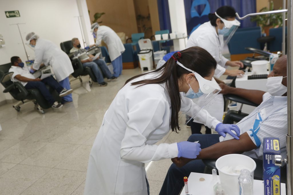 Nos primeiros seis meses deste ano, 31 mil pacientes com câncer iniciaram tratamento graças a mutirões de saúde promovidos pelo Governo de São Paulo. Os atendimentos ocorreram durante o Mutirão Oncológico, dentro do prazo legal de 60 dias, contados a part