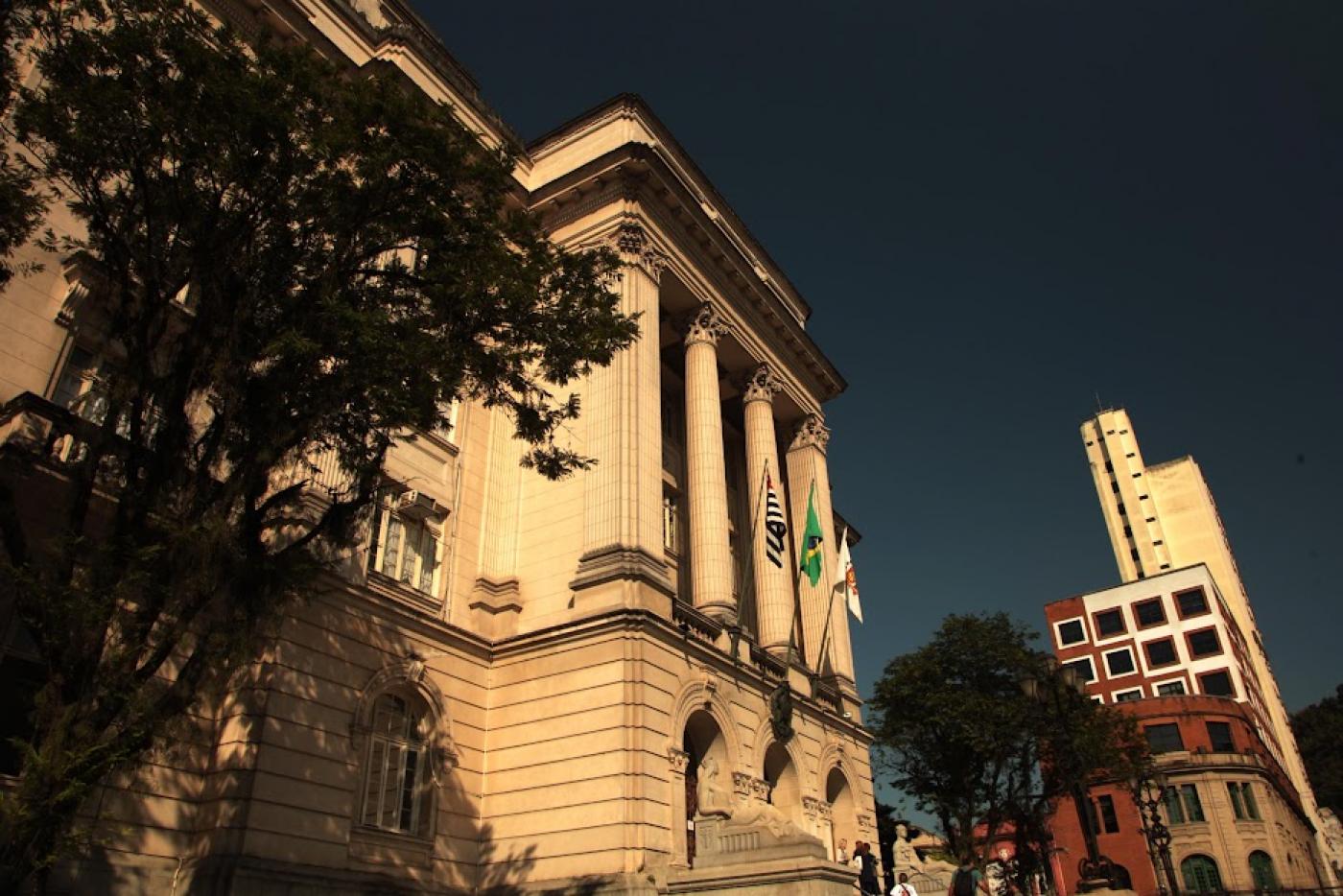 A Prefeitura de Santos decidiu cancelar a prova de redação do concurso público