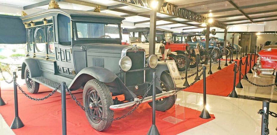 Carro do Pai da Aviação chegou a passar por uma restauração em Santos ano passado
