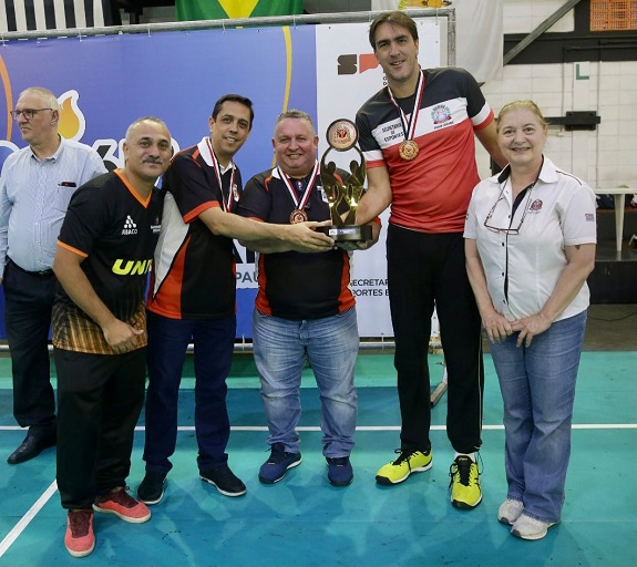 No total, foram 39 ouros, 35 pratas e mais 41 bronzes